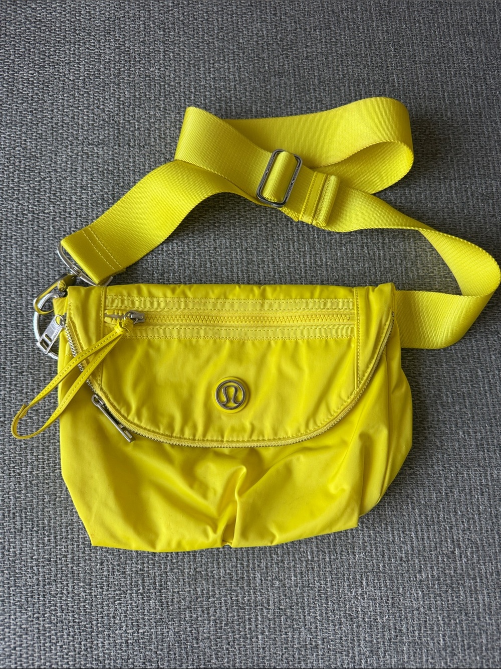 lululemon athletica Bright Yellow Crossbody Festival Bag